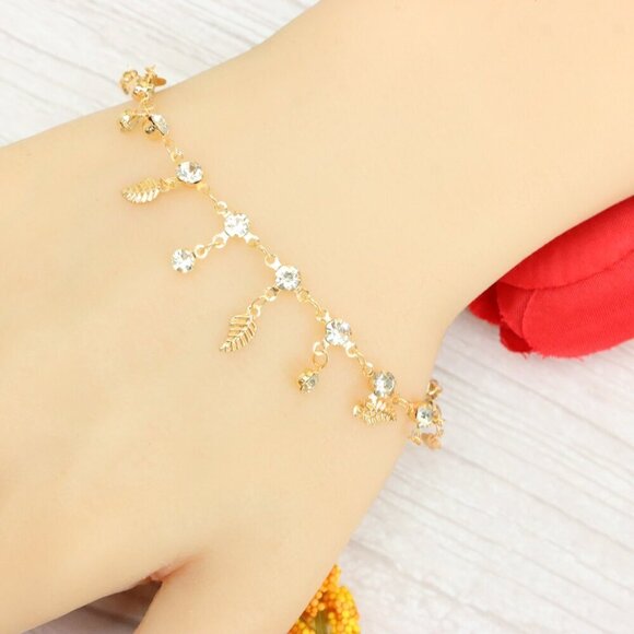 "Trendy Handmade Bracelet – A Thoughtful Gift for Girls & Women | UNVRC1266 - Picture 7 of 10